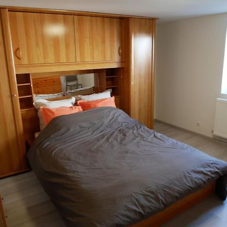 Appartement Entier Dans Cour Interieure Epfig Exterior foto