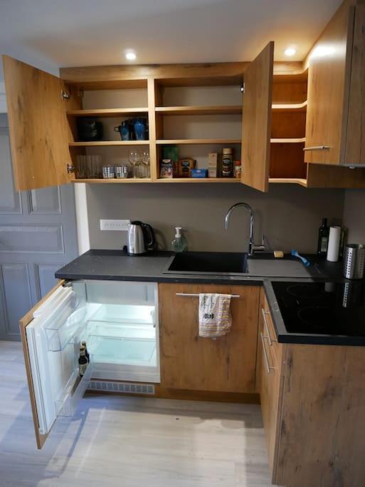 Appartement Entier Dans Cour Interieure Epfig Exterior foto