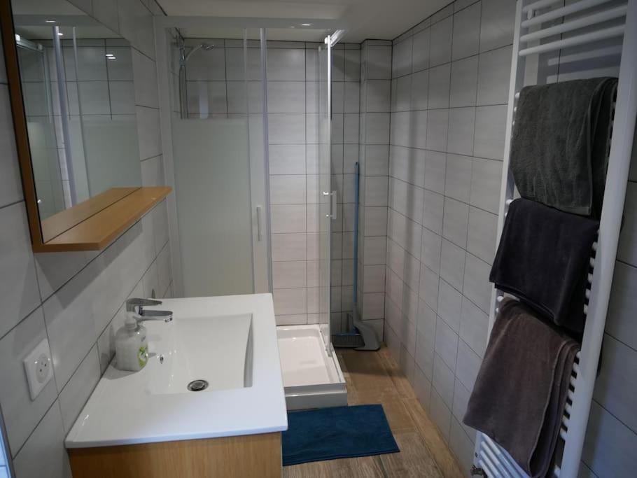 Appartement Entier Dans Cour Interieure Epfig Exterior foto